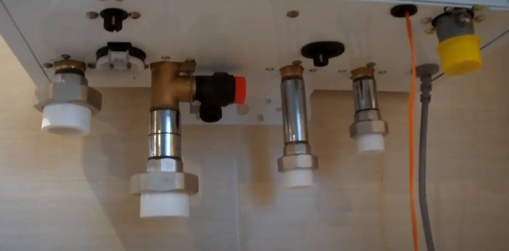 установка котла Navien Deluxe